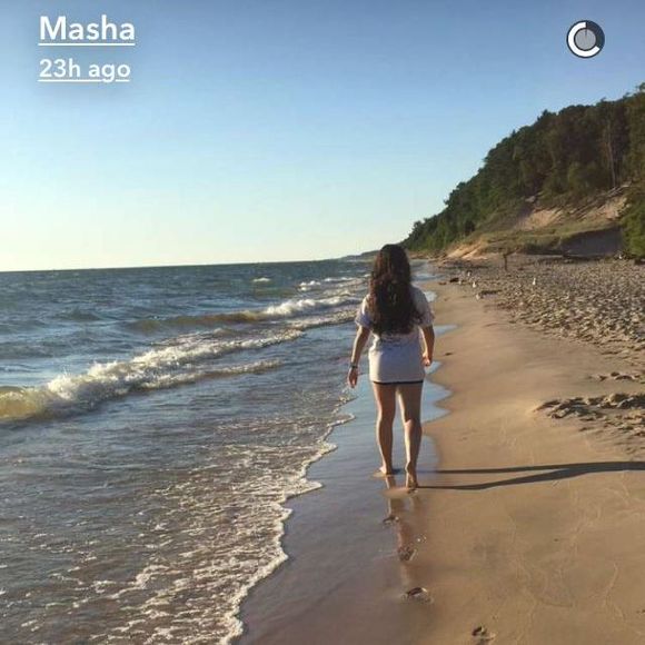 Meet your Posher, Lexi - Picture 1 of 1